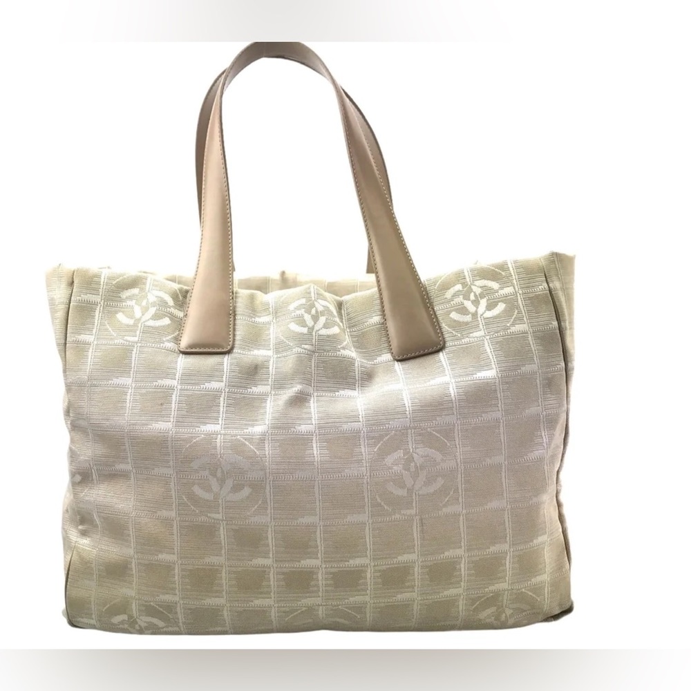 2002 Chanel Tote With Authenticity Tag